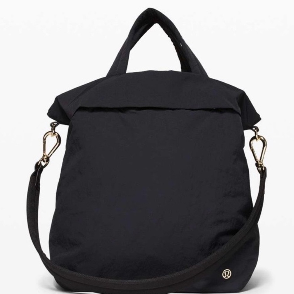lululemon On My Level Large Black Tote Bag